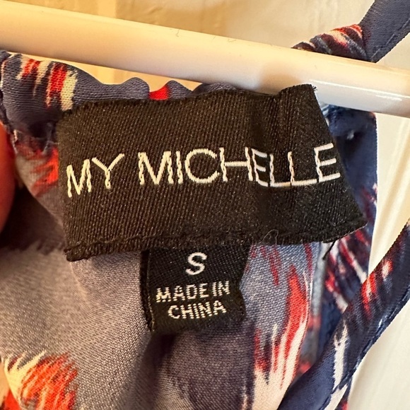 💜 3/$15 MY Michelle spaghetti strap top size Small - Picture 5 of 7